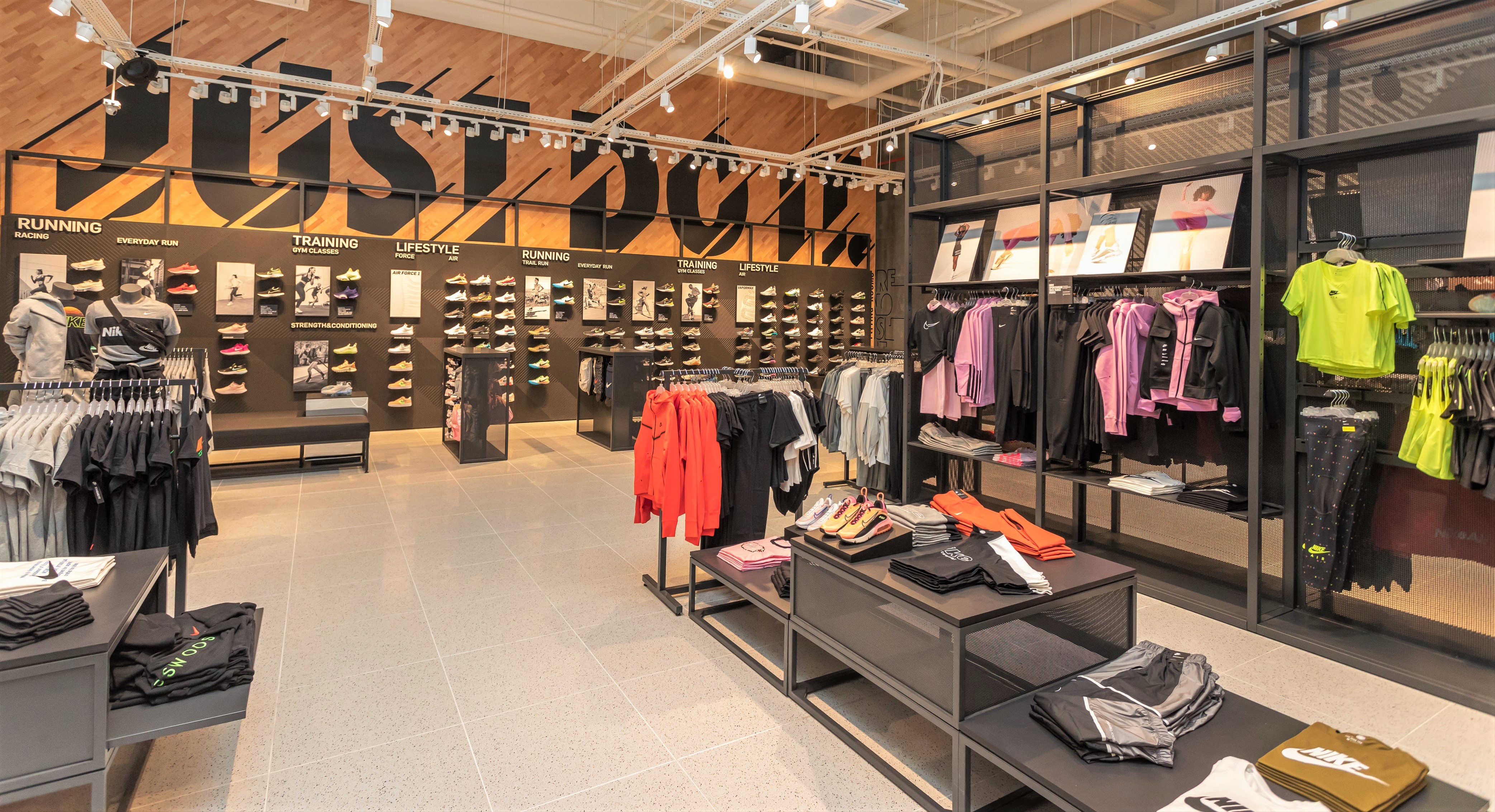 Sport Time Balkans, Nike, a deschis primul monobrand în Mega Mall, București | Drupal